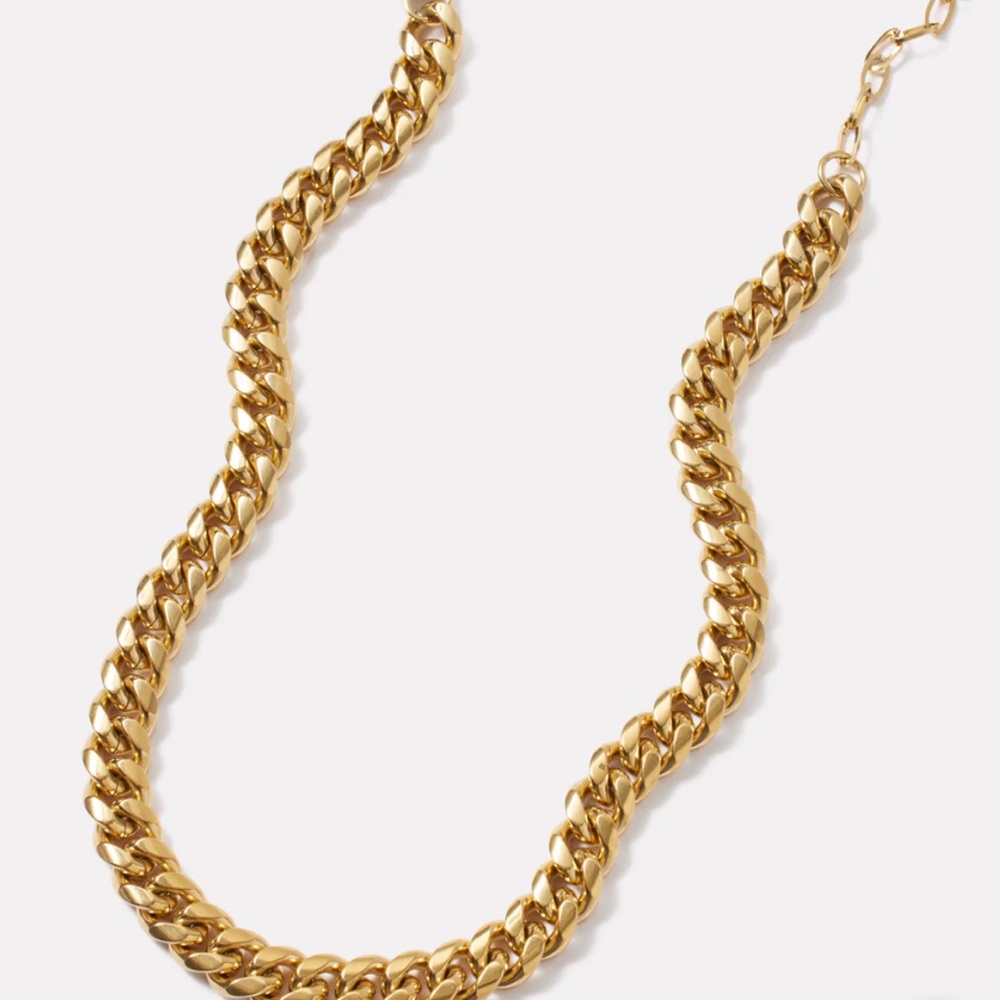 Evereve Cali Statement Club Chain in Gold